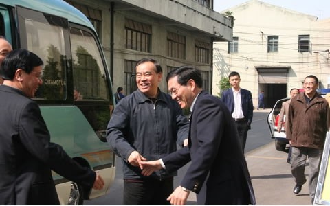 呂祖善省長來我集團(tuán)公司調(diào)研，加快發(fā)展裝備制造業(yè)